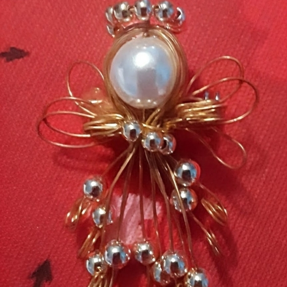 no brand Jewelry - Elegant Gold and Silver Wire Wrapped Angel With Various Faux Pearls Brooch